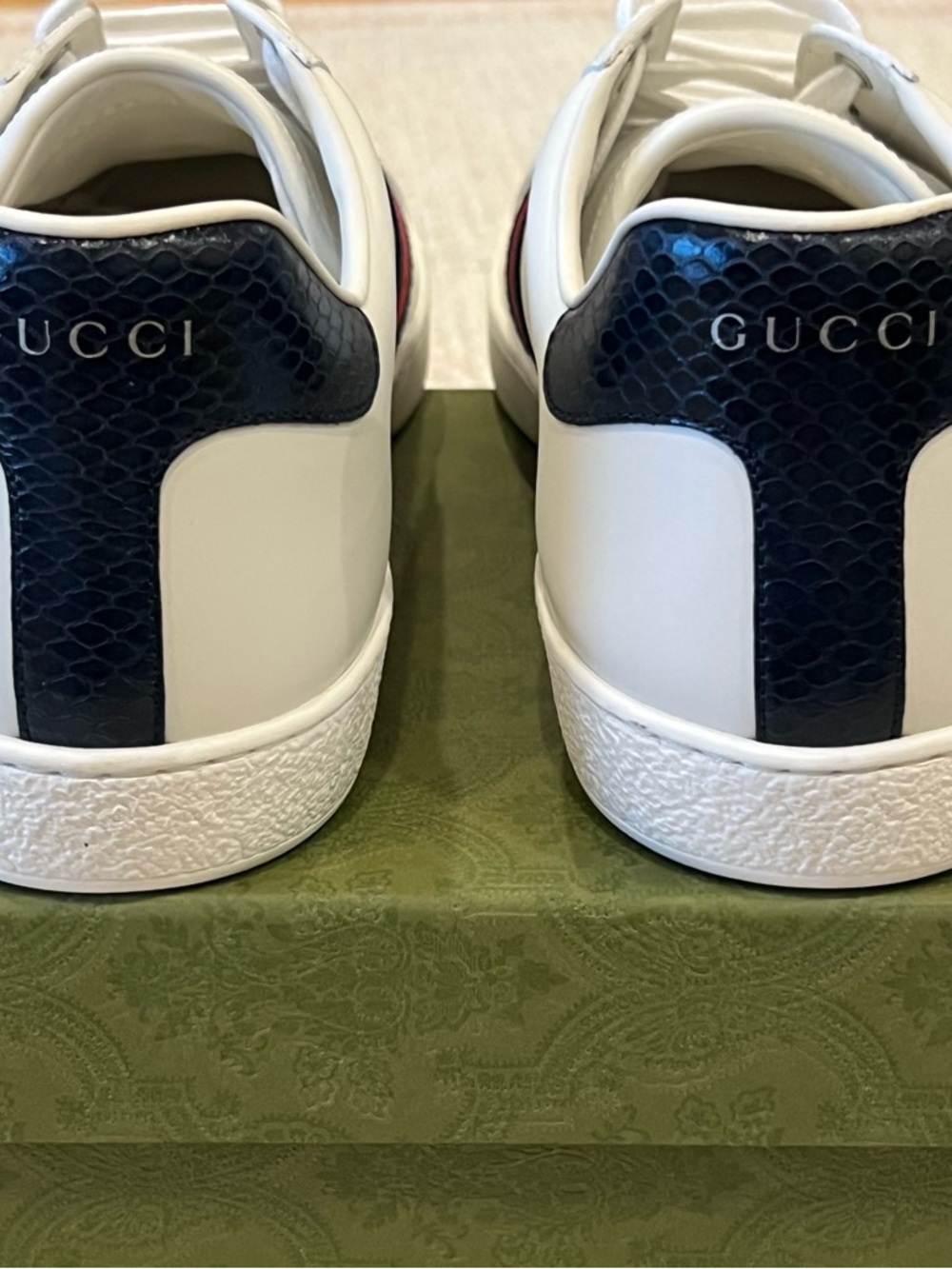 NIB Gucci men’s Ace Sneaker / Blue/Red/Blue - size 10 never worn with box, paper - Picture 13 of 15